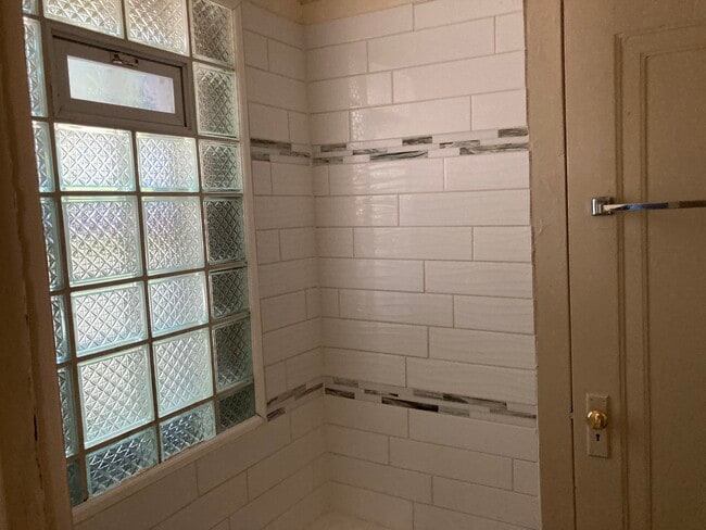 Photo - 3358 N Cambridge Ave