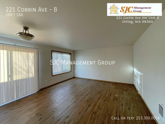 Photo - 221 Corrin Ave NW Unit B