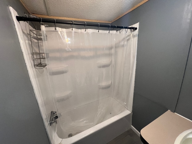 Photo - 106 Linda Lee Ct