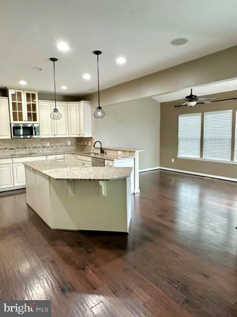 Photo - 210 Parker Dr