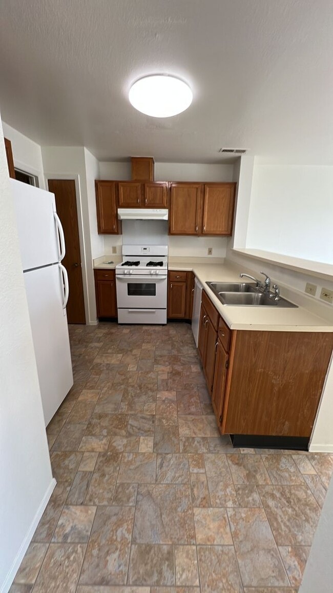 Photo - 1162 Dakota Dr