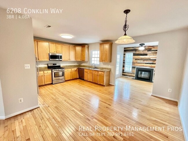 Photo - 6208 Conklin Way