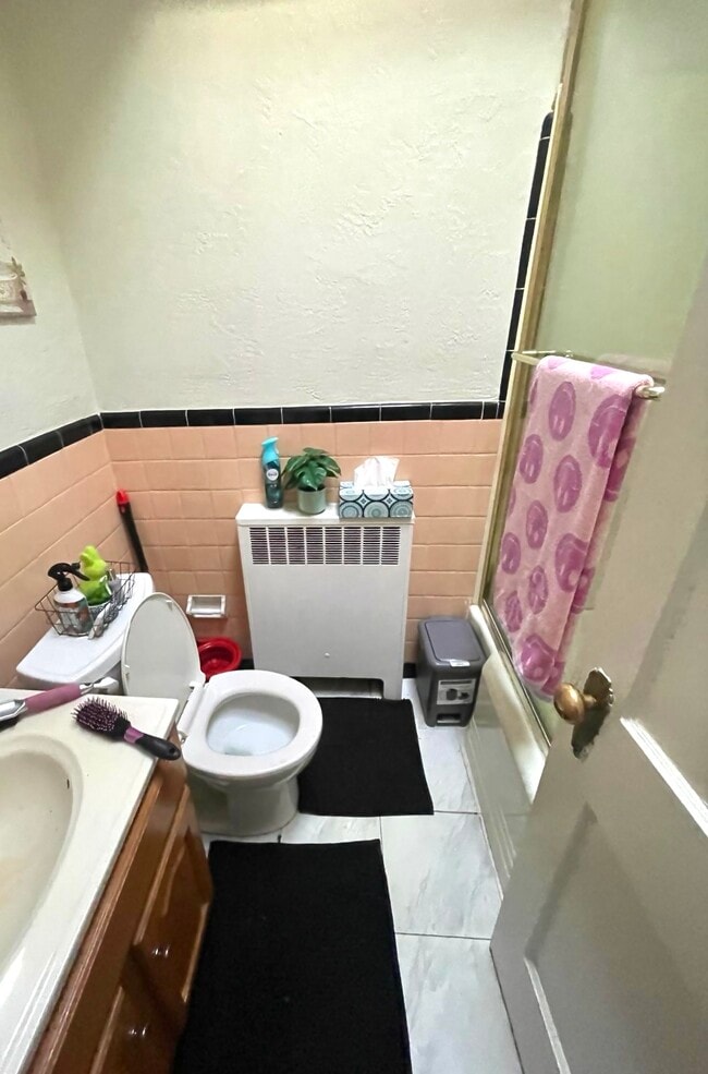 Photo - 5703 Charles St Unit 2