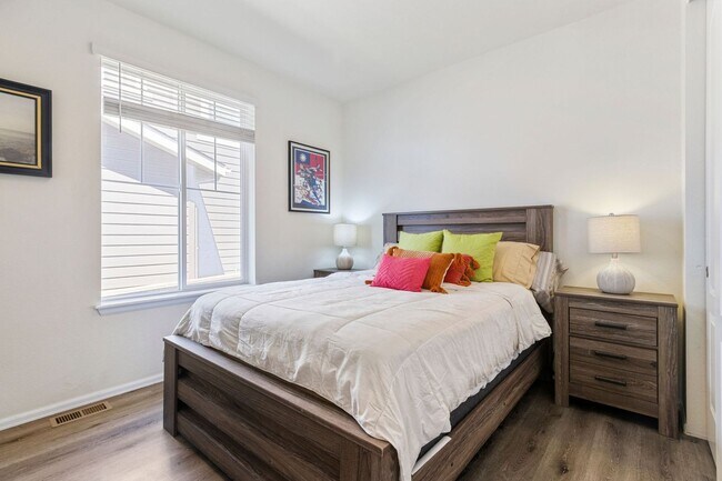 Photo - Gorgeous and Spacious 3-Bedroom Home in Mosaic with 2-Car Garage