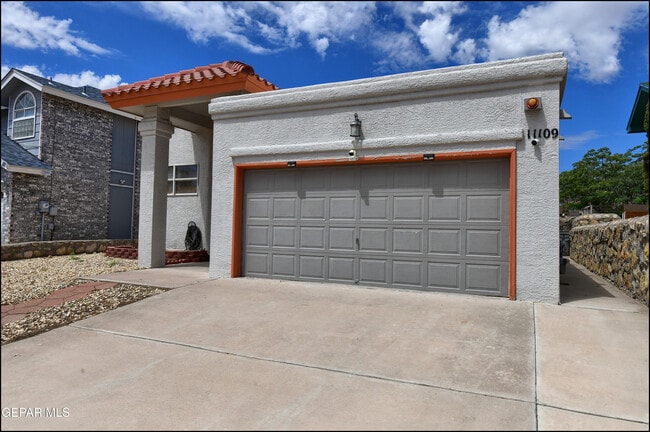 Photo - 11109 Loma Grande Dr