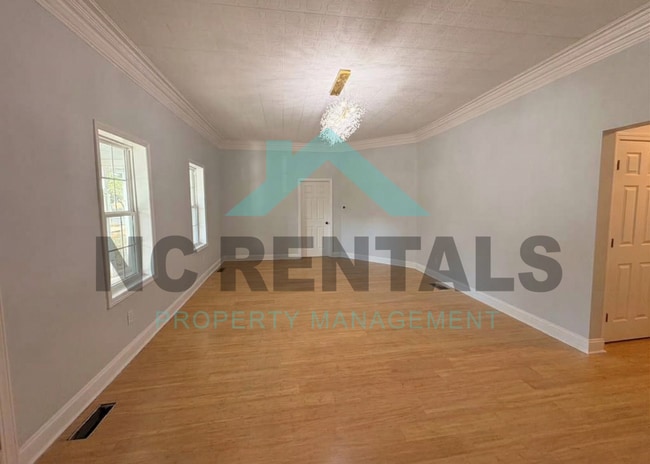 Photo - 234 S Academy St