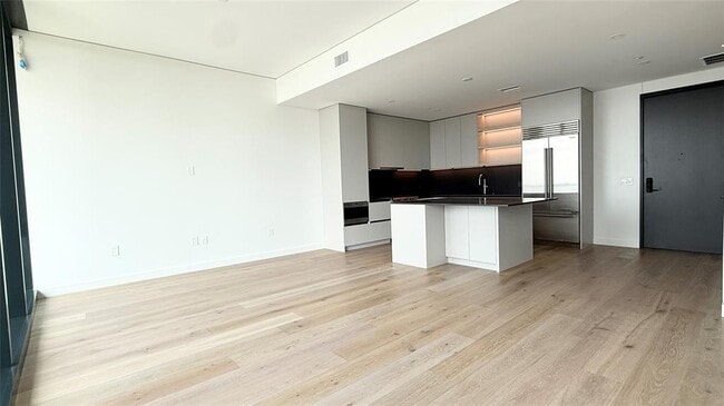 Photo - 610 Davis St Unit 3602