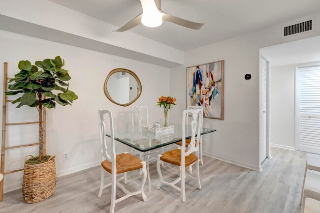 Photo - 14893 Wedgefield Dr Unit 103