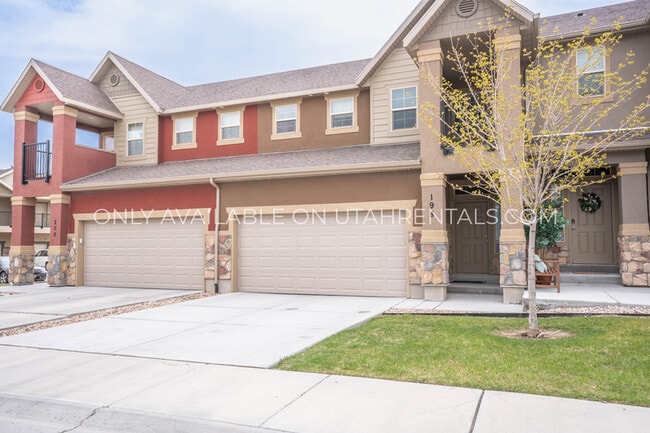 Building Photo - 198 Segovia Ln