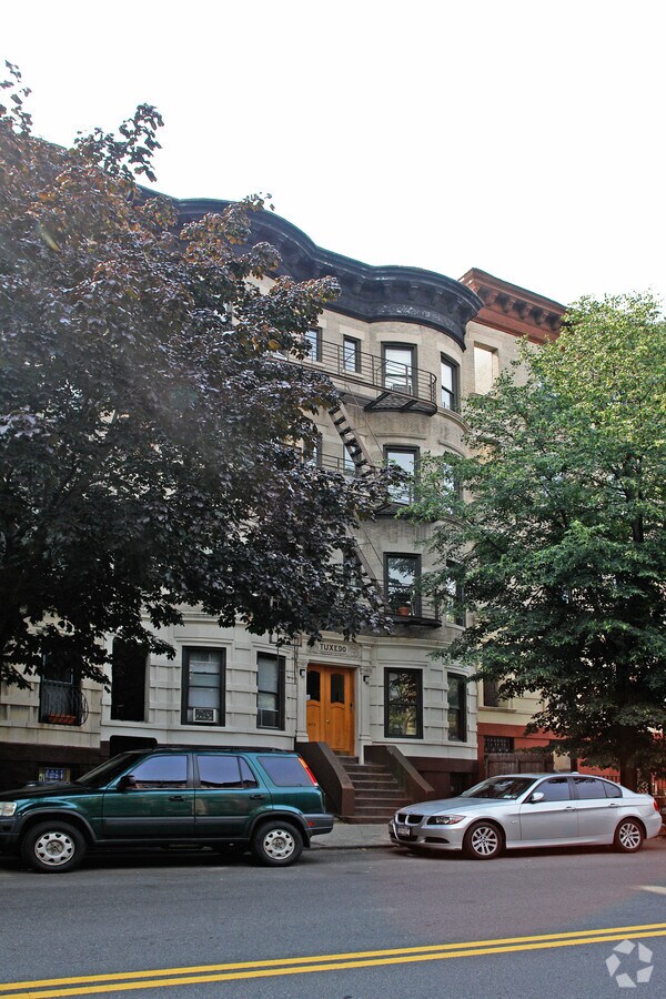 Photo - 403 6th Ave Apartments