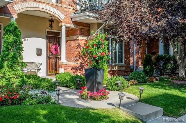 Photo - 257 S Jackson St