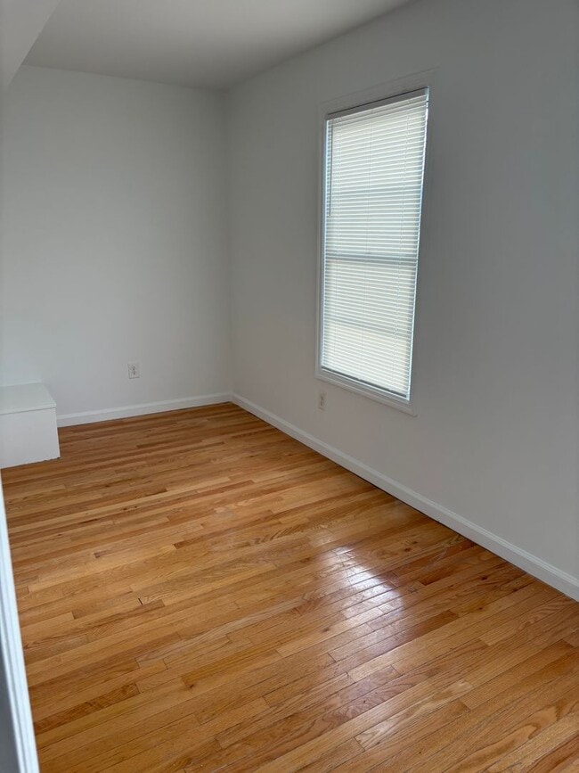 Photo - 27 Lansing St Unit 2nd