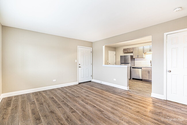 Photo - 7005 W Gunnison St