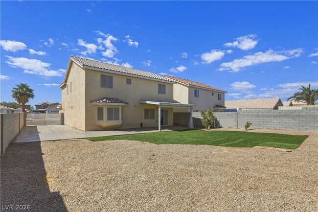 Photo - 724 Picasso Picture Ct
