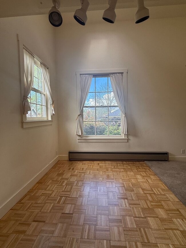Photo - Airy two bedroom apartment in Railroad District | Available Now Unidad 123 Seventh St