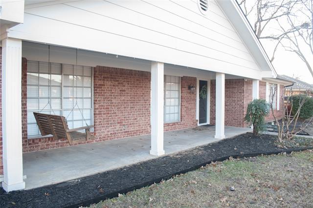 Photo - 2808 Peachtree Ln