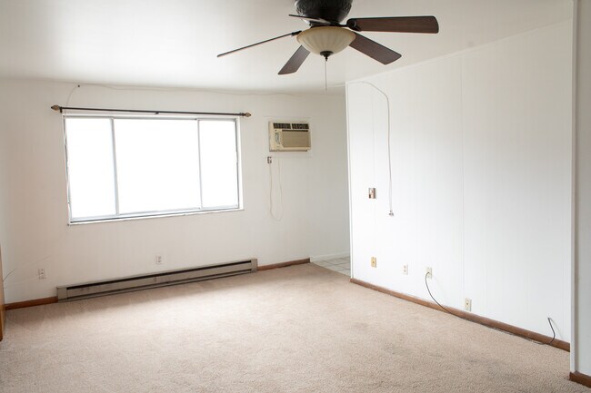 Photo - 2981 3rd Ave Unidad 14