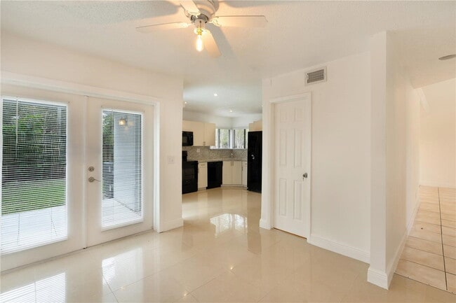 Photo - 9587 SW 148th Ave Cir E