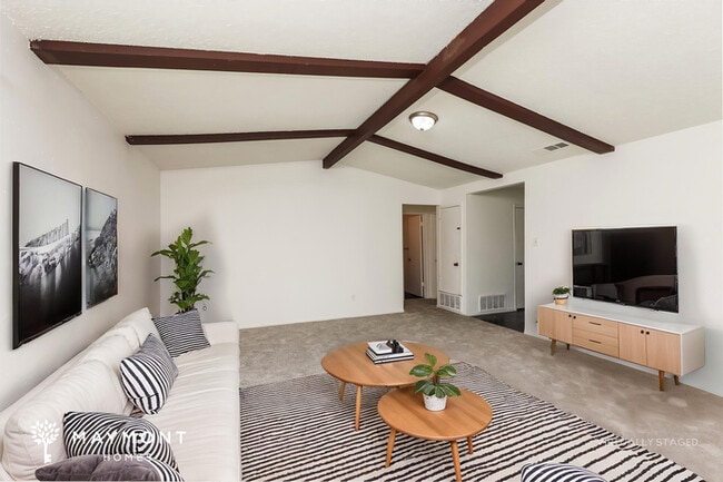 Photo - 1420 Palisades Dr