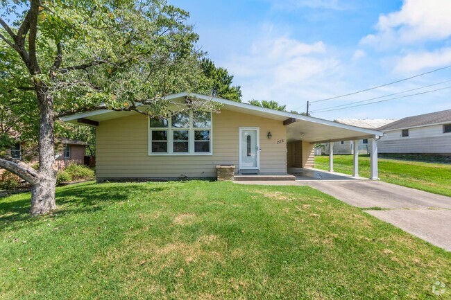 Building Photo - House For Rent in Jackson