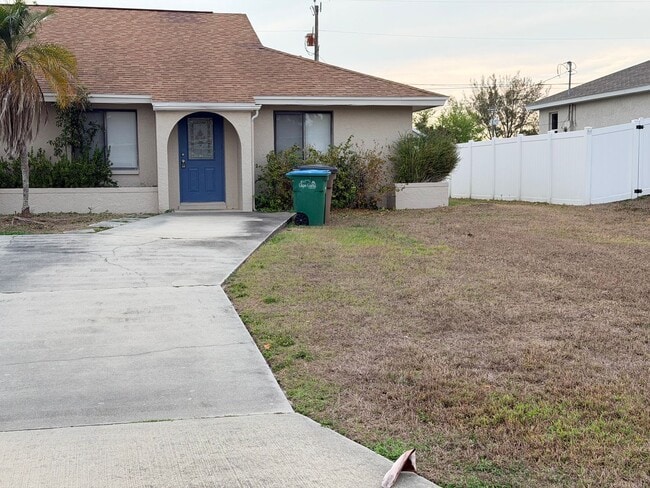 Photo - 2 Bed/1 bath Centrally Located~