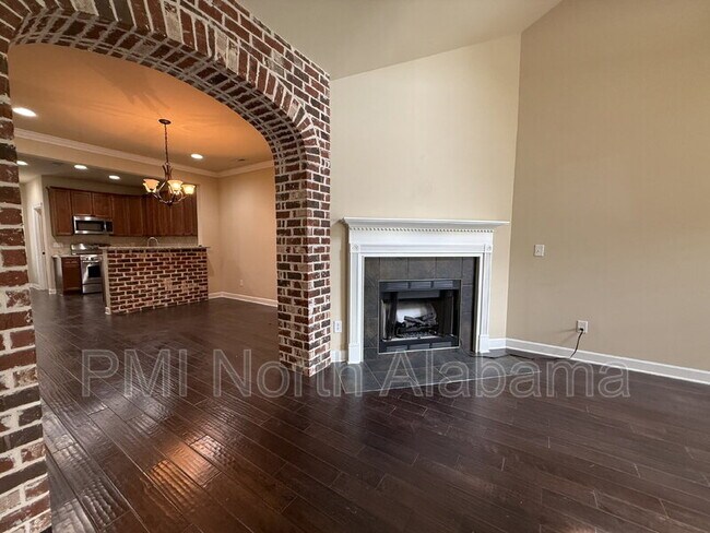 1012 Scarlet Woods