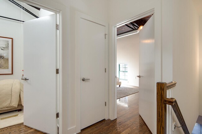 Photo - 170 Lafayette St Unit T02