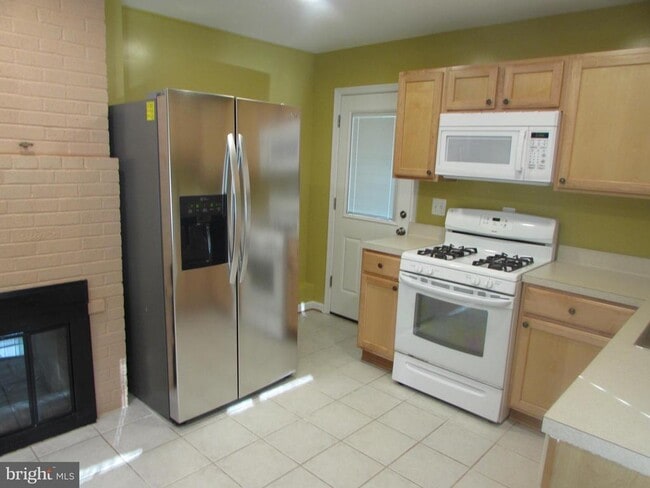 Photo - 7305 Charlotte St