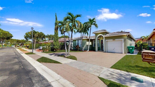 Photo - 12567 SW 121st Ave