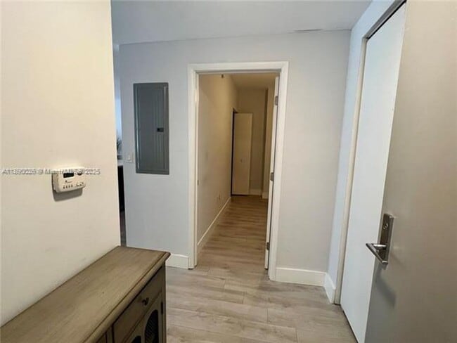 Photo - 488 NE 18th St Unidad 488 NE 18th St  3208