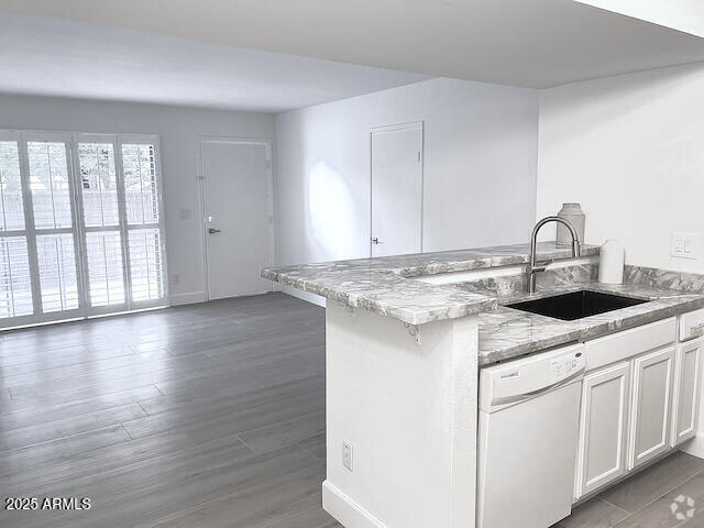 Building Photo - 2938 N 61st Pl Unit 154 Rental