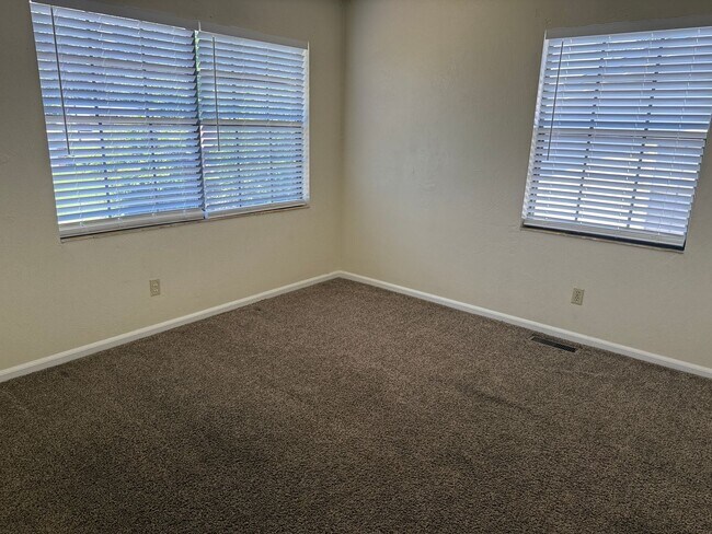 Photo - PORTLAND TOWNHOMES Unit 2622 D