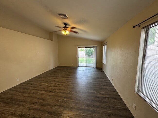 Photo - Arrowhead 3/2 with Garage