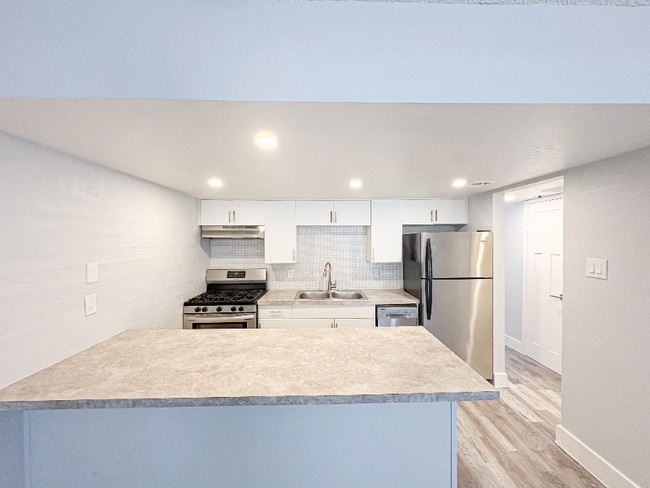 Photo - 2950 N 46th St Unidad 105