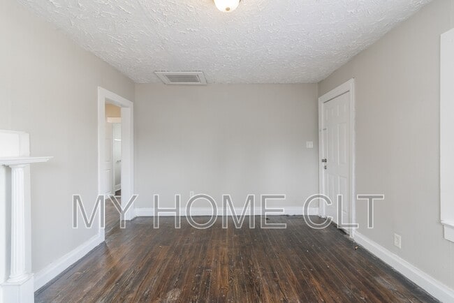 Photo - 1017 Holland Ave