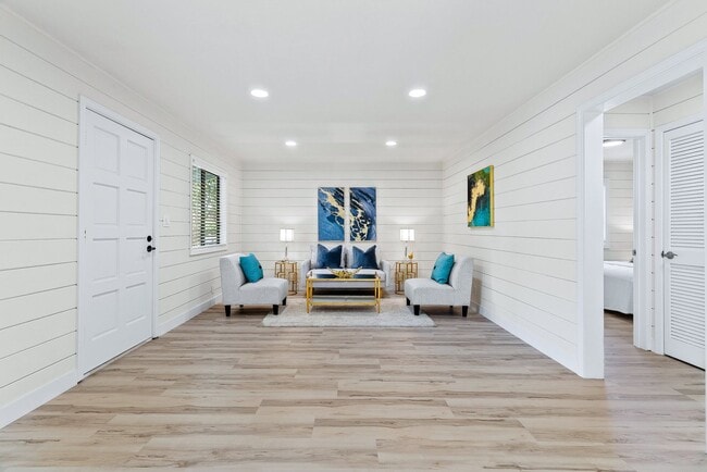 Photo - Beautiful Home | Completely Remodeled | Pr...