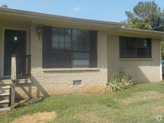 Building Photo - 2785 Vance Dr Unit 2785 Vance Dr NW Apt # 4