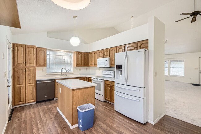 Photo - Beautiful Move in Ready Ranch Home in Sanderson Creek Neighborhood of Lakewood- New paint and car...