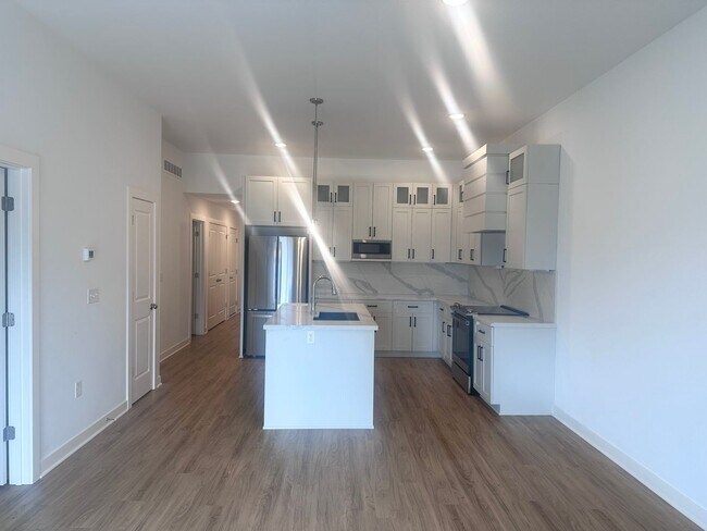 Photo - 4 Bed | 3 Bath | 1 Car Garage Duplex in Kansas City w/ Move in Special
