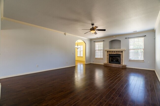 Photo - Spacious 3 Bedroom Home in West Fayetteville!