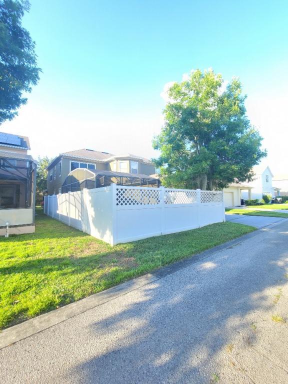 Photo - 12748 Bideford Ave
