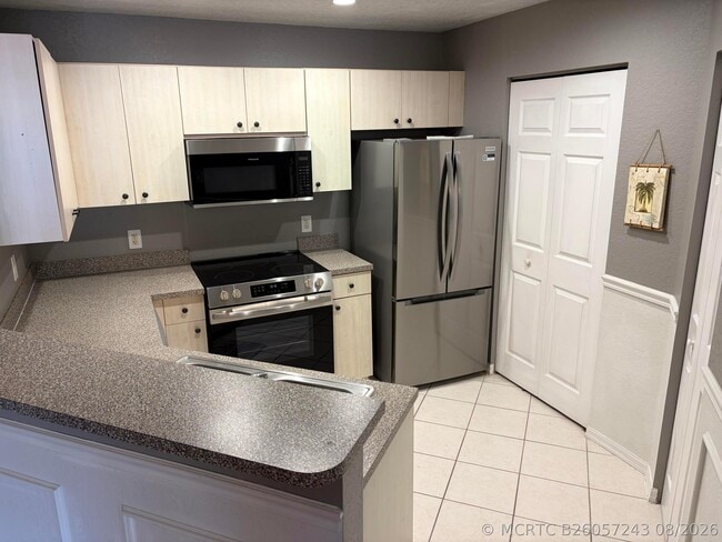 Building Photo - 1801 N Flagler Dr Unit 928