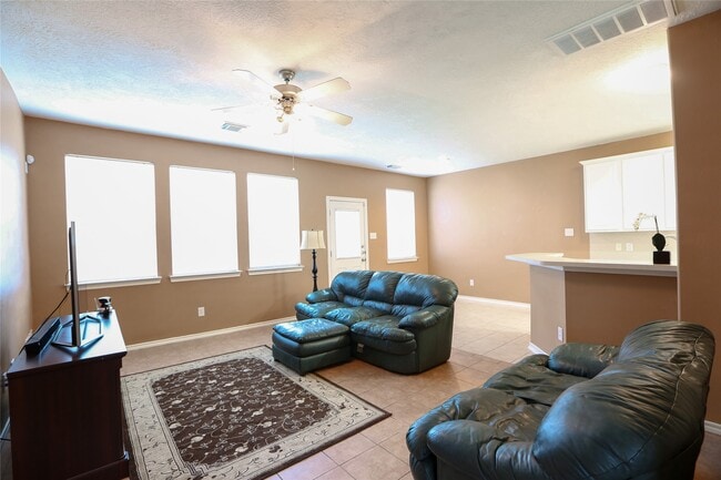 Photo - 17511 Bering Bridge Ln