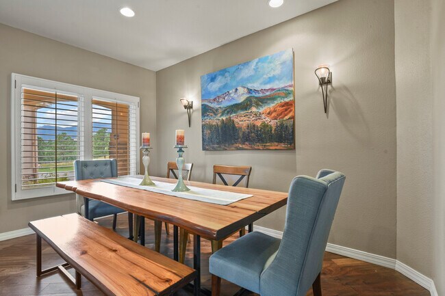 Photo - 4055 Ramshorn Point