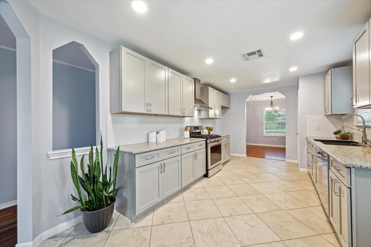 Photo - 3402 Fox Ct