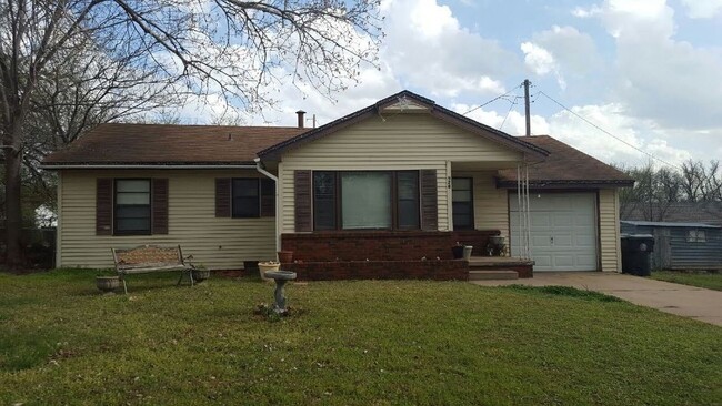 Home for rent close to Tinker AFB and I-240 - Home for rent close to Tinker AFB and I-240