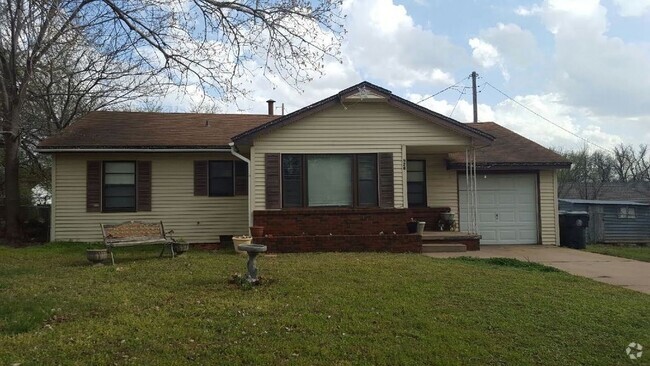 Building Photo - Home for rent close to Tinker AFB and I-240