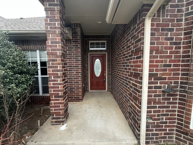 Photo - 2321 SW 94th St