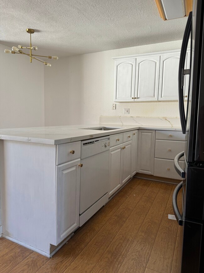 Photo - 1025 Fourth Ave Unidad 10