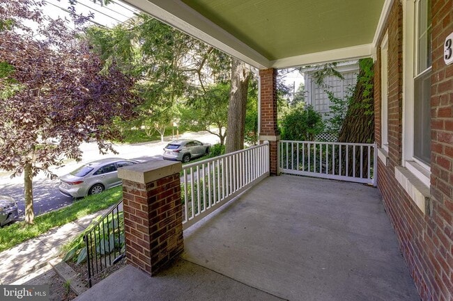 Photo - 3712 Garfield St NW
